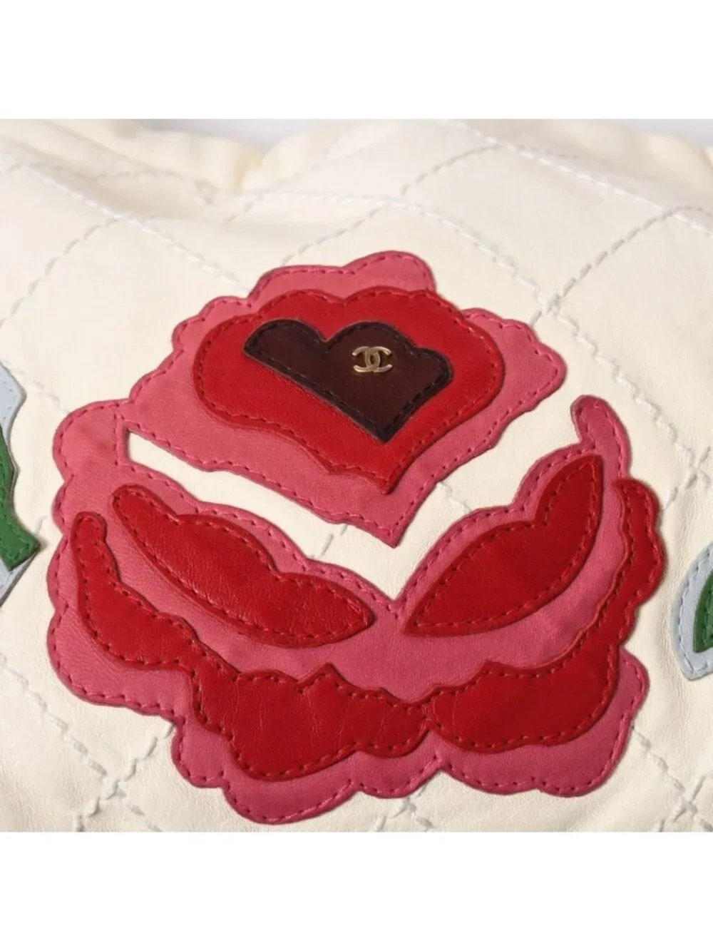 Chanel Shoulder Bag Chain Floral White Red Green Gold Lambskin